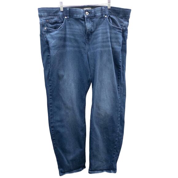 Torrid Bombshell Straight Jeans 26R - Picture 3 of 7